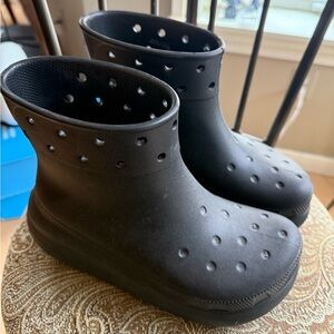CROCS CRUSH Black Ankle Boots